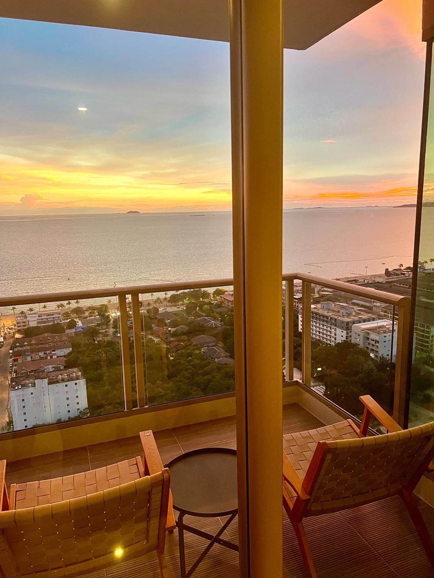 Luxsl Luxury Style Of Life 6 Apartment Jomtien Beach Exterior photo